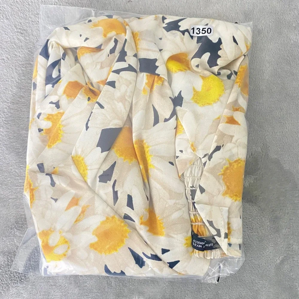 Zara Daisy Floral Top Womens Medium Yellow Puff Sleeve Smocked Sweetheart Blouse
